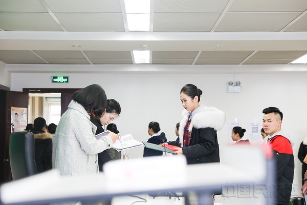 祥鵬航空2018年乘務(wù)員招聘首站昆明6.jpg 祥鵬航空2018年乘務(wù)員招聘首站昆明6.jpg